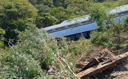 Al menos 13 fallecidos y 98 heridos por el descarrilamiento del tren Transístmico