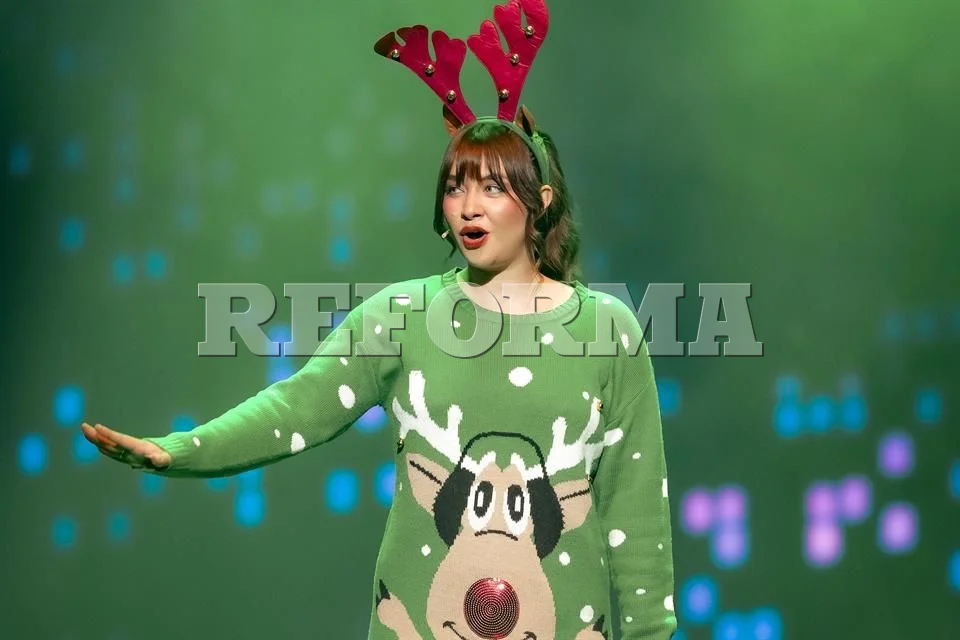 Daniela Luján celebra la Navidad con un nuevo espíritu rejuvenecido