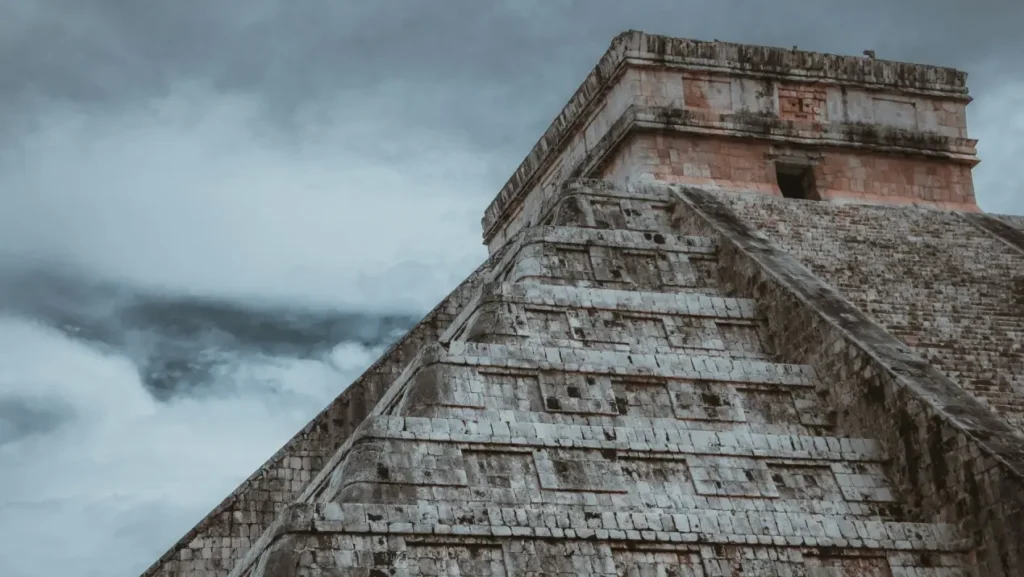 De la península ibérica a las pirámides mayas: el papel de las enzimas y la nanotecnología en la conservación del patrimonio