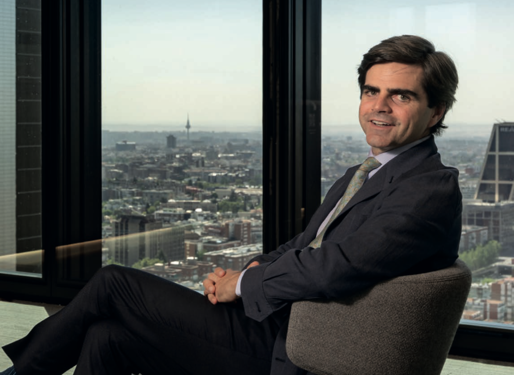 Diego del Alcázar Benjumea: Innovando en el liderazgo educativo en la era de la inteligencia artificial