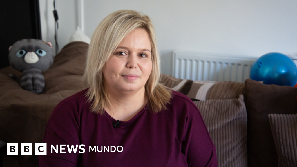 El sacrificio de los padres: cómo la pobreza en el Reino Unido obliga a muchos a saltarse comidas para alimentar a sus hijos