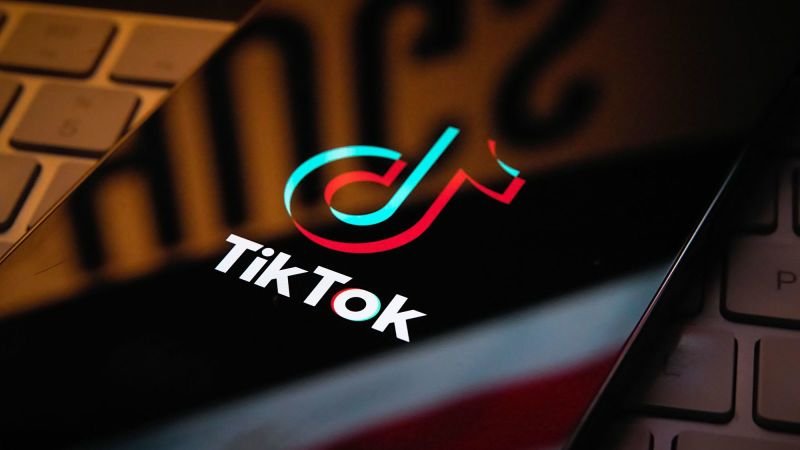 TikTok borra cuentas de medios rusos por intentar ejercer "influencia oculta" antes de las elecciones en EE.UU.