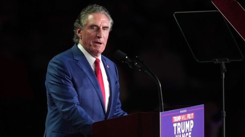 Trump elige a Doug Burgum para el cargo de secretario del Interior