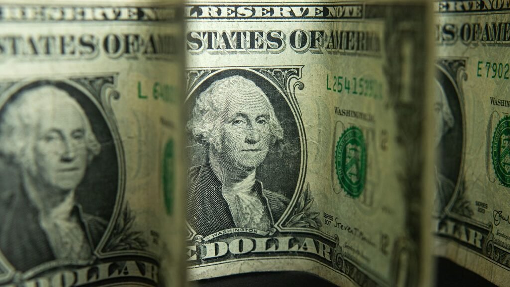 ¿Está el dólar estadounidense perdiendo su dominio durante la administración de Trump?