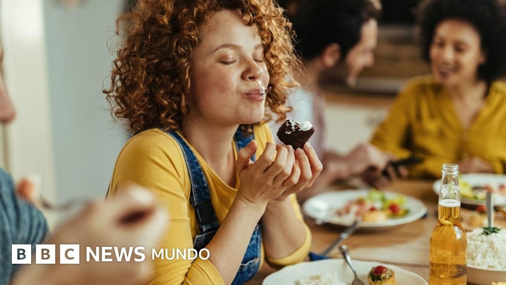 ¿Por qué siempre hay lugar para el postre, incluso cuando estamos saciados?, según un anatomista