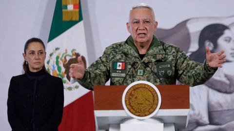 El ejército mexicano refuerza Jalisco con 2,500 soldados tras la escalada de violencia tras la muerte de "El Mencho"