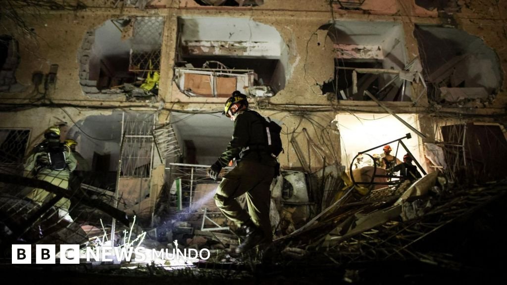 Irán acusa a EE.UU. e Israel de atacar la planta nuclear de Natanz