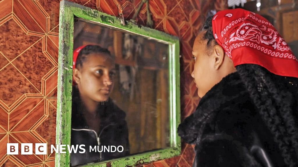 Descubriendo la verdad: hijos de soldados británicos que crecieron cerca de una base militar encuentran el secreto sobre sus padres