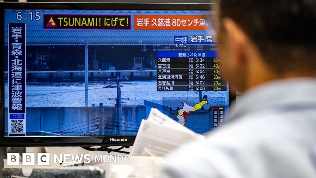 Japón se prepara para un posible terremoto de "gran magnitud" tras el sismo de este lunes