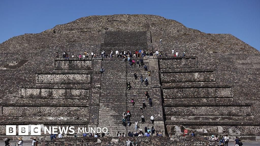 Una canadiense fallece y varios turistas resultan lesionados en un tiroteo en la Pirámide de la Luna de Teotihuacán.