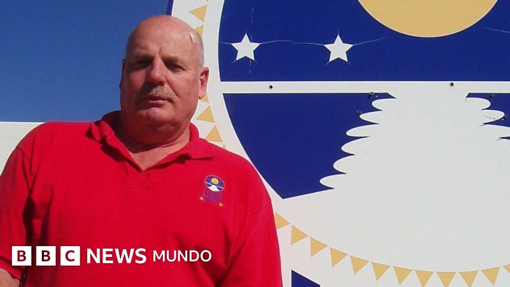 ¿Genio o timador? La historia de Dennis Hope, el estadounidense que se enriqueció vendiendo tierras lunares desde 1980