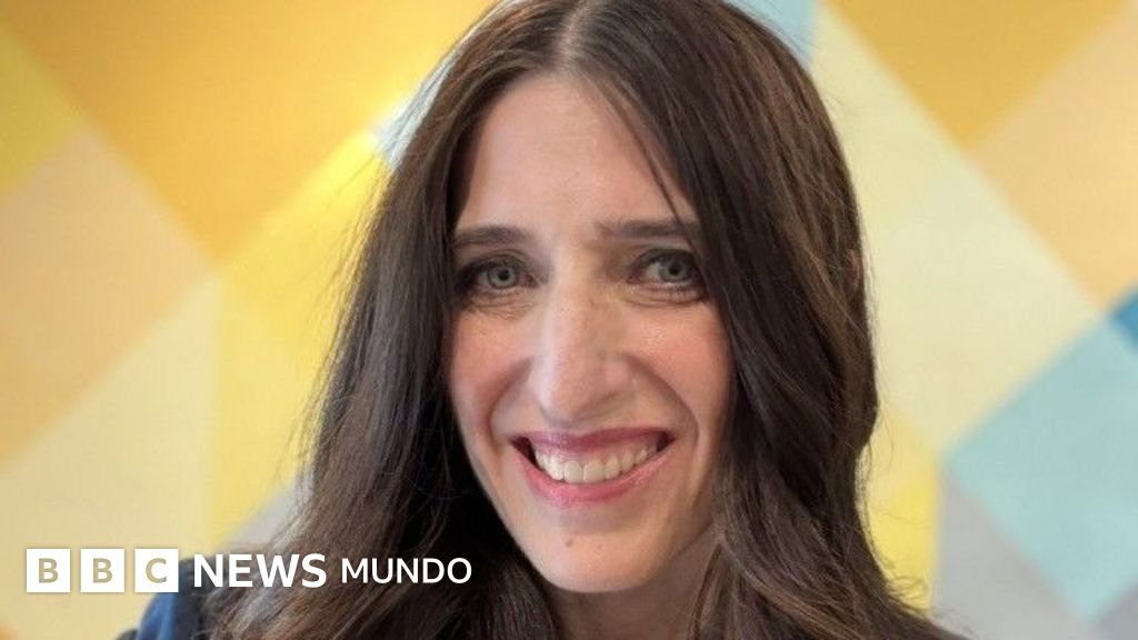 El hada madrina que envía US$10.000 semanales para alimentar a niños migrantes en EE.UU.