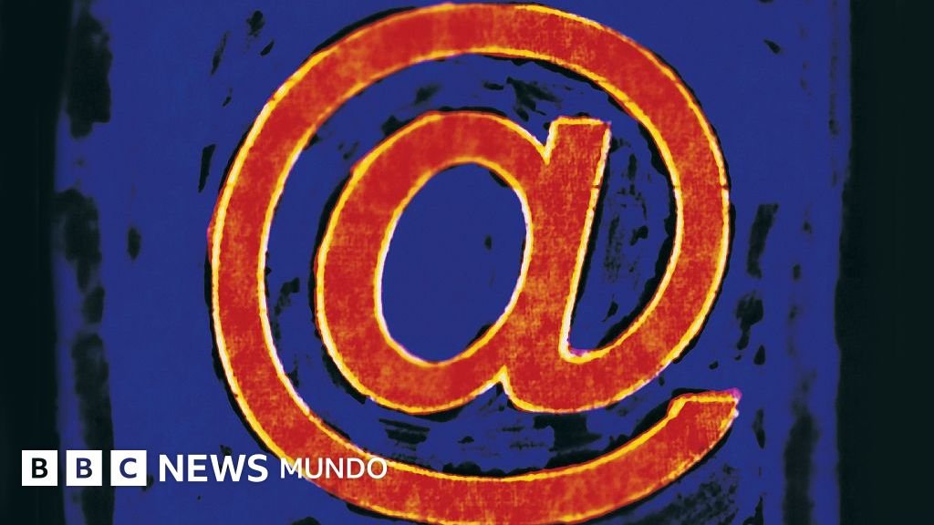 El legado de 3.000 años tras el símbolo @ y su conexión con la cerámica