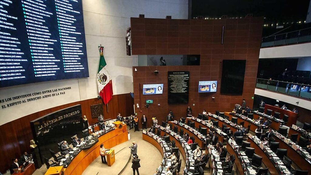 El Senado aclara que la transición al pago electrónico será progresiva y no sustituirá al efectivo.