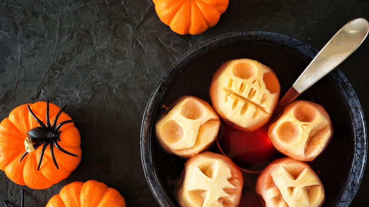 Ponche de manzana perfecto para celebrar Halloween